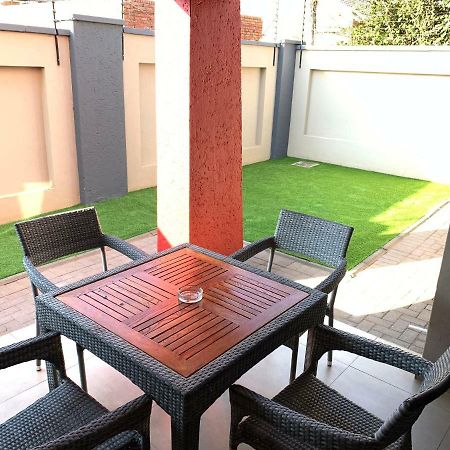 66 Dorp Street Apartment Polokwane Eksteriør bilde